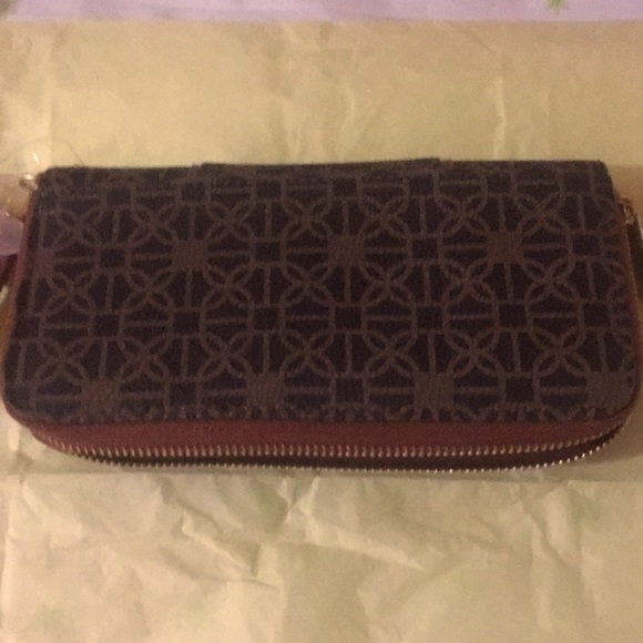 Wallet - Picture 1 of 3